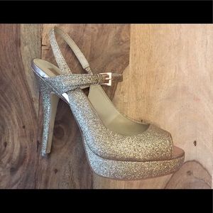 Sparkly Gold Heels ✨